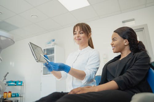 What Sets a Reputable Dental Clinic Apart?